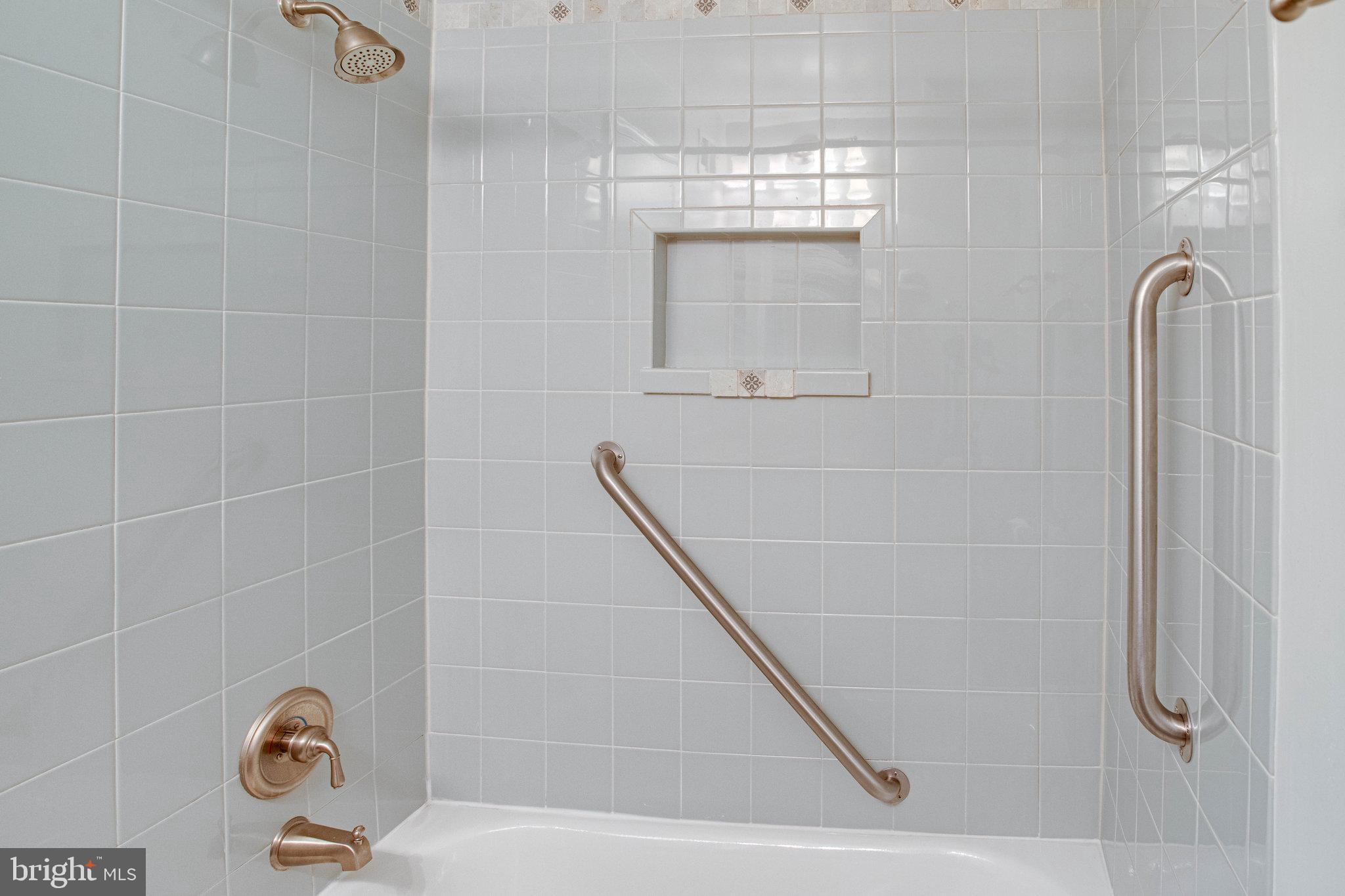 2890 Seminole Road Woodbridge, VA 22192 - Photo 15 of 42 Gallery Image 15