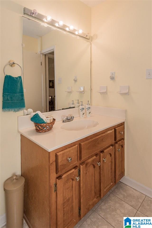 2439 Rockcreek Road Birmingham, AL 35226 - Photo 23 of 36