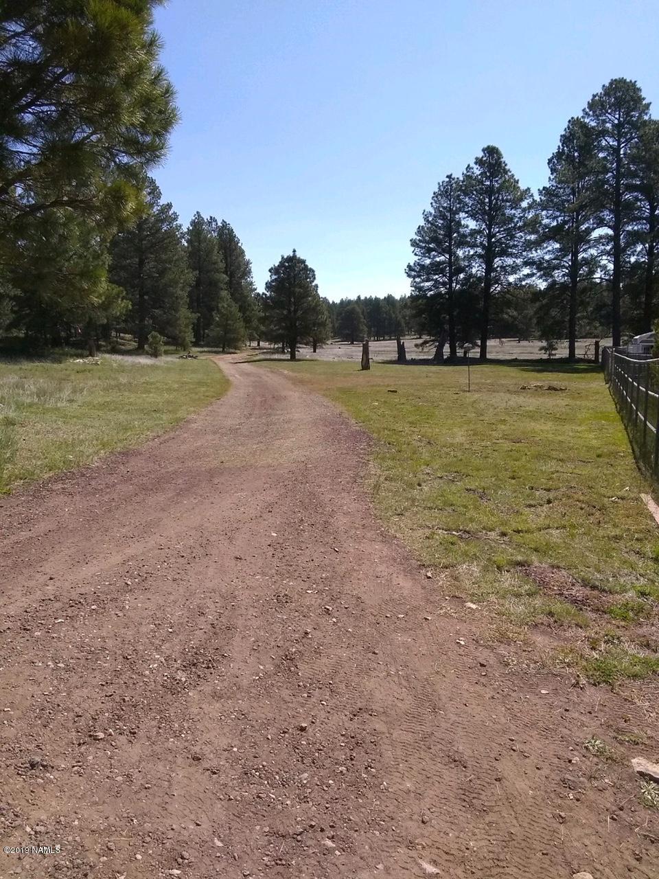 5089 Antelope Road Flagstaff, AZ 86005 - Photo 24 of 25 IMG_0942