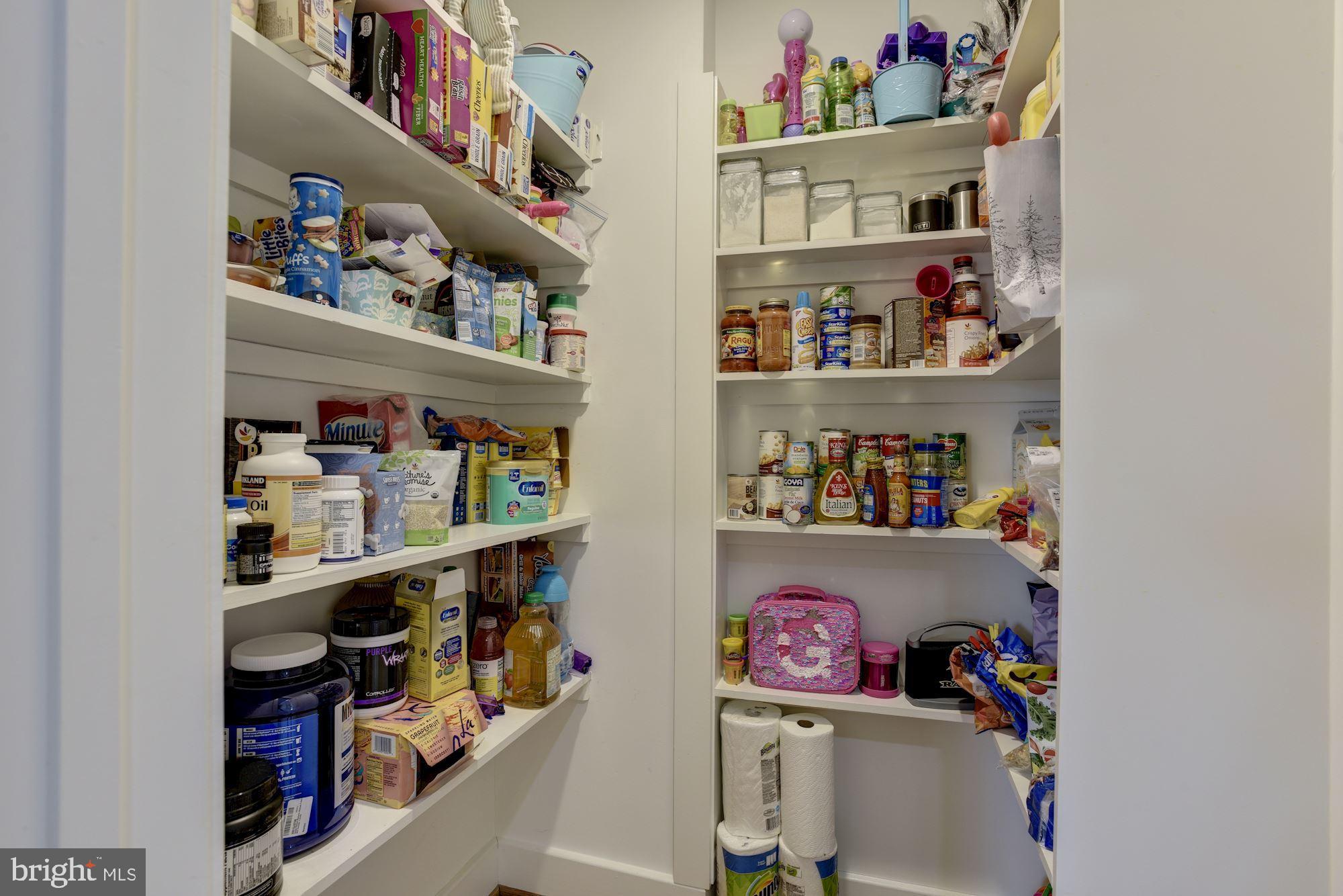 803 Kingston Road Baltimore, MD 21212 - Photo 12 of 51 Walk-in pantry