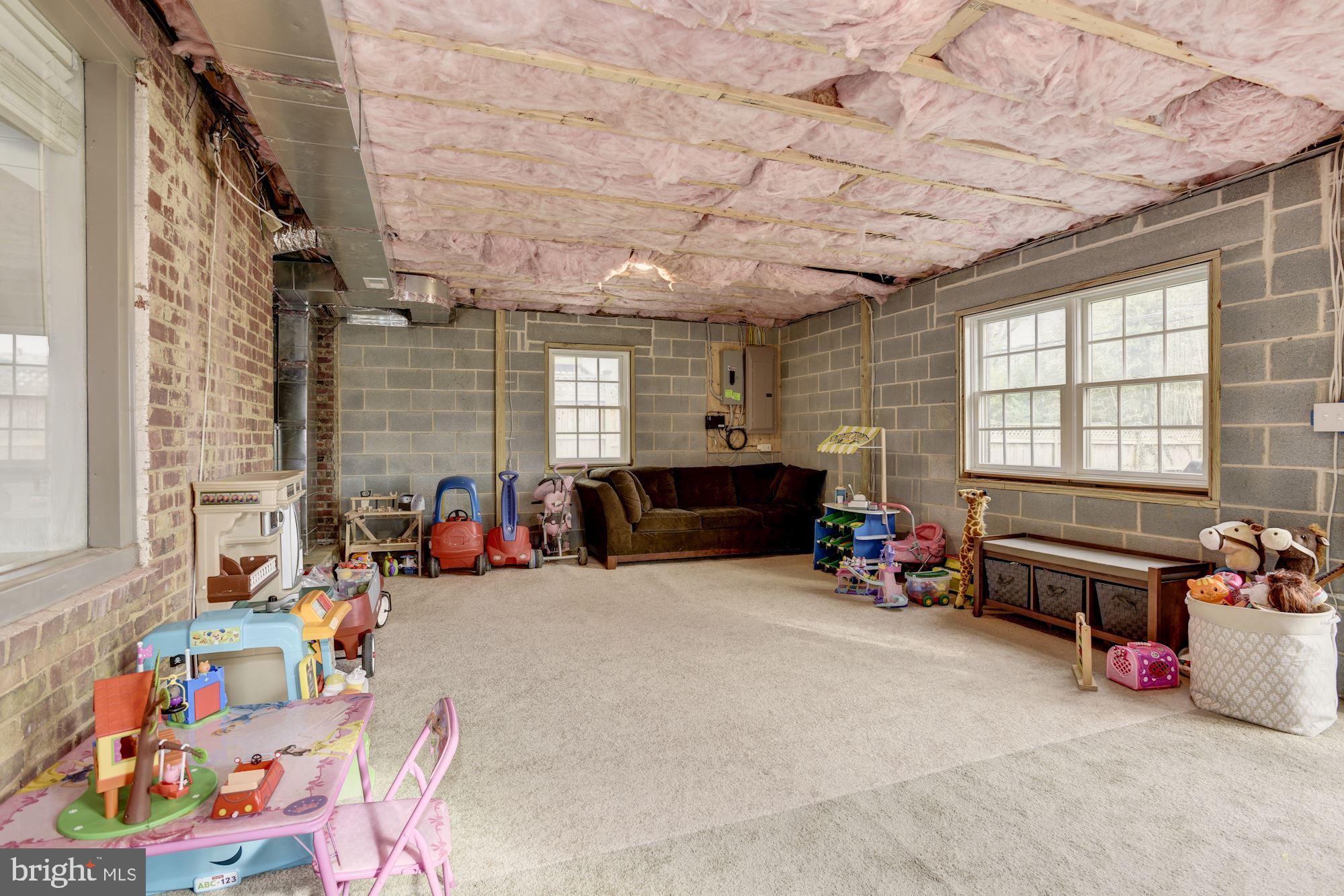 803 Kingston Road Baltimore, MD 21212 - Photo 41 of 51 Playroom ready to be finished by new buyer.