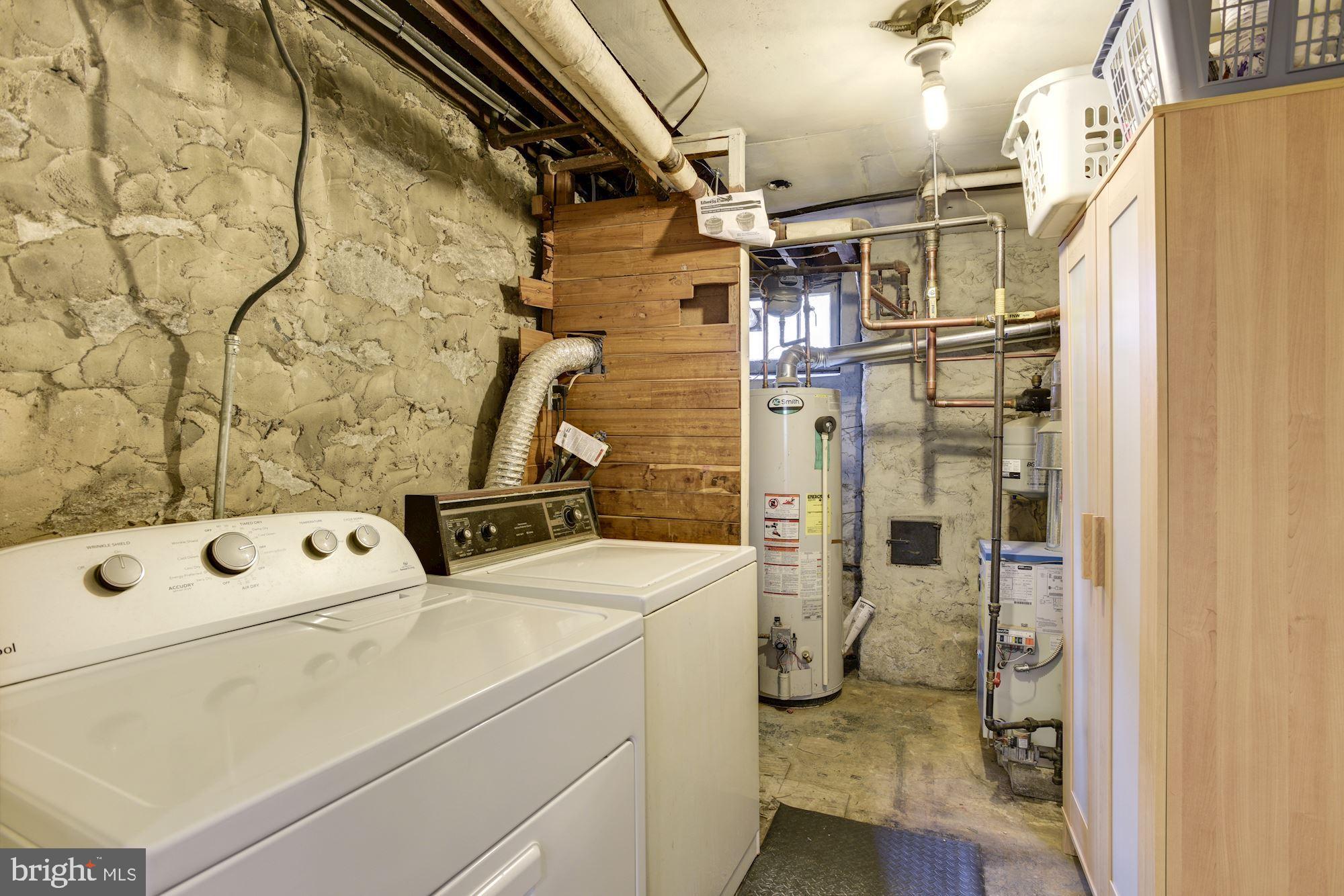 803 Kingston Road Baltimore, MD 21212 - Photo 45 of 51 laundry room