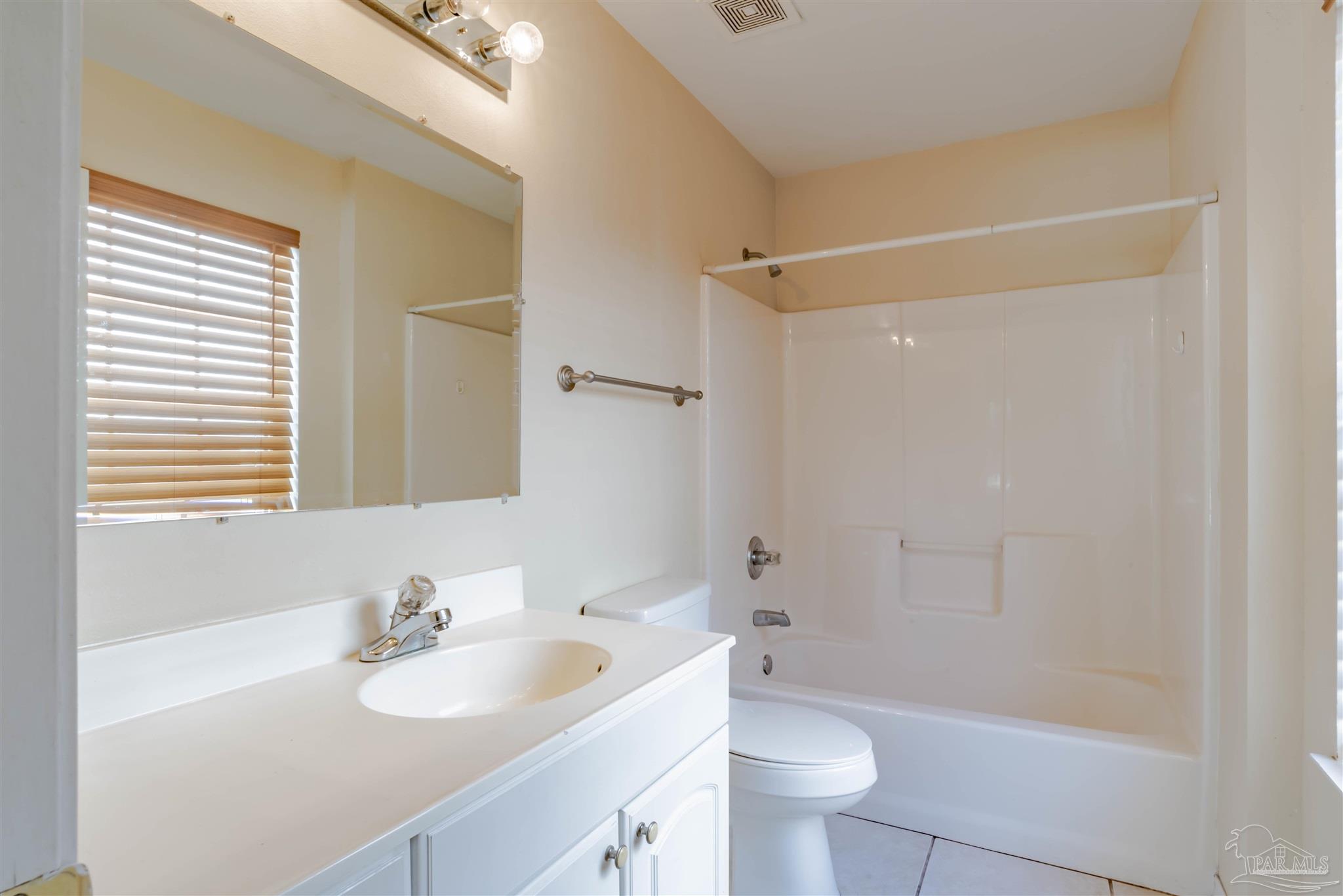 14080 Innerarity Point Road Pensacola, FL 32507 - Photo 13 of 25 Gallery Image 13