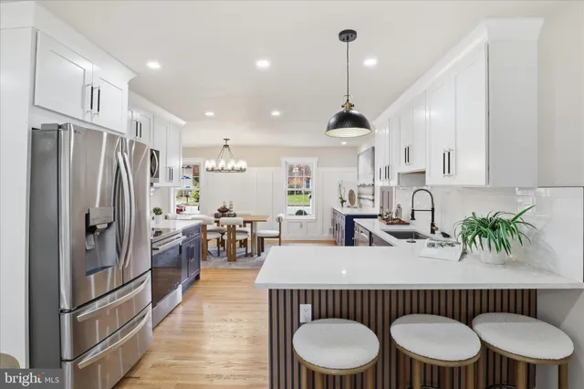 $919,000 | 6112 Redwood Lane, Alexandria, VA 22310