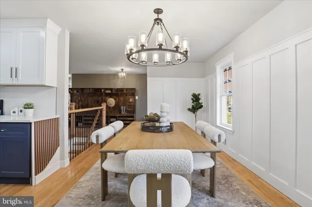 $919,000 | 6112 Redwood Lane, Alexandria, VA 22310