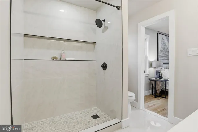 $919,000 | 6112 Redwood Lane, Alexandria, VA 22310