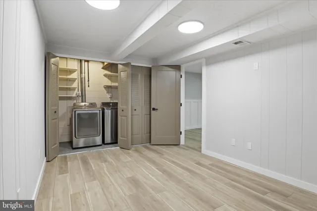 $919,000 | 6112 Redwood Lane, Alexandria, VA 22310