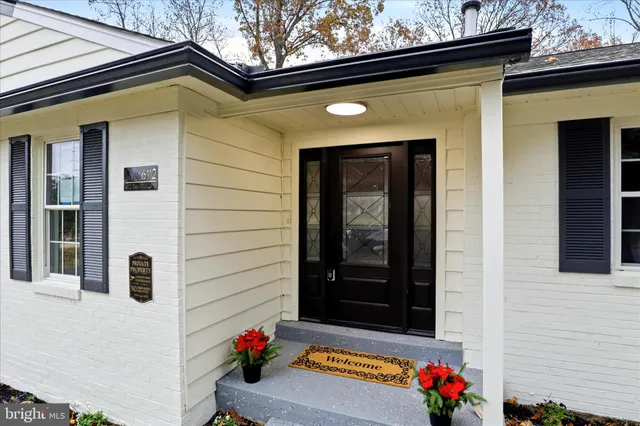 $919,000 | 6112 Redwood Lane, Alexandria, VA 22310