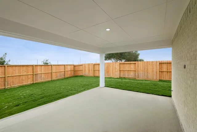 $450,000 | 29434 Meadowcreek Hl Drive, Waller, TX 77484