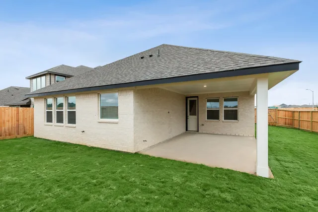 $450,000 | 29434 Meadowcreek Hl Drive, Waller, TX 77484