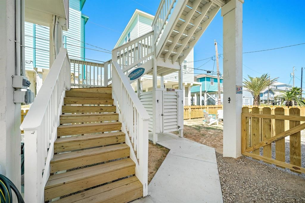 622 Crane Court Surfside Beach, TX 77541 - Photo 14 of 30 a view of entryway and hall with wooden floor