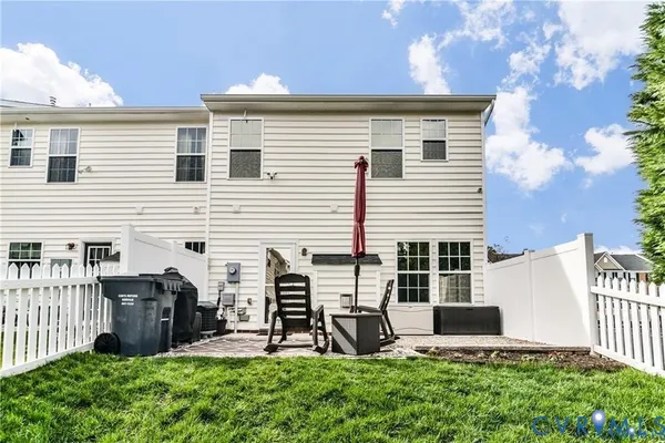 $2,250 | 8173 Creekside Village Drive, Mechanicsville, VA 23111