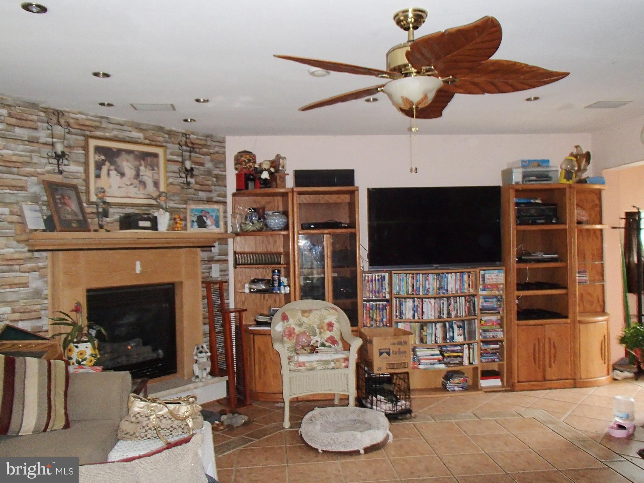 8605 Old Line Road Philadelphia, PA 19128 - Photo 5 of 12