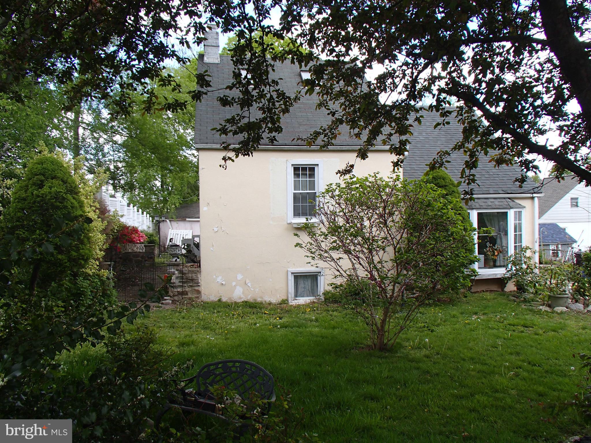8605 Old Line Road Philadelphia, PA 19128 - Photo 6 of 12