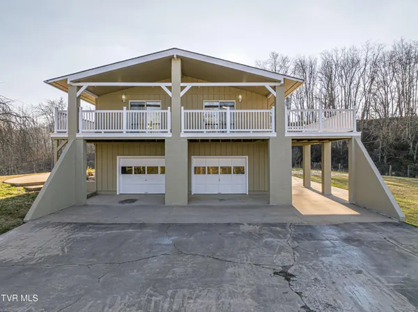 $999,000 | 27363 Fudge Road, Meadowview, VA 24361