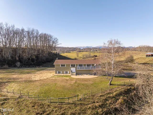 $1,200,000 | 27363 Fudge Road, Meadowview, VA 24361
