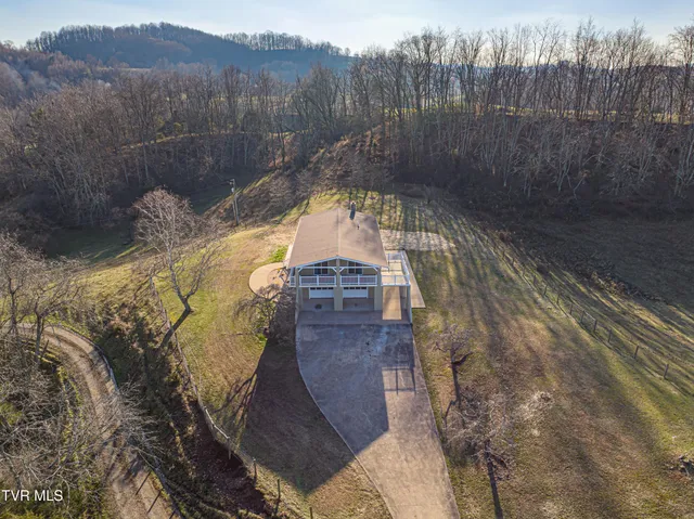 $1,200,000 | 27363 Fudge Road, Meadowview, VA 24361
