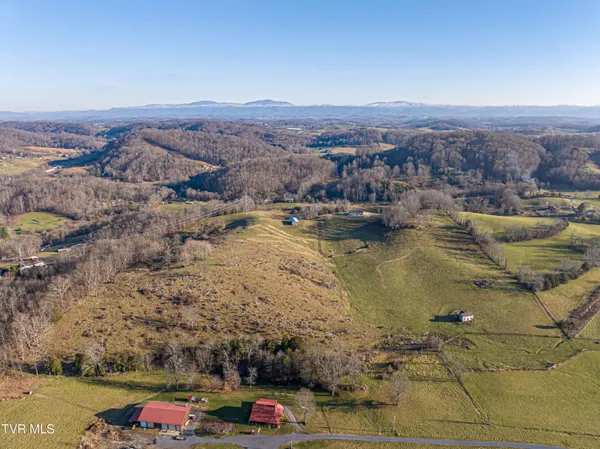 $999,000 | 27363 Fudge Road, Meadowview, VA 24361