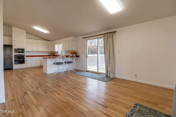 $999,000 | 27363 Fudge Road, Meadowview, VA 24361