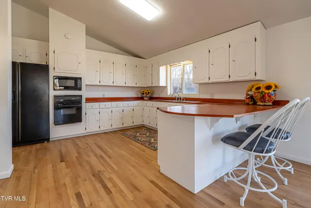 $1,200,000 | 27363 Fudge Road, Meadowview, VA 24361