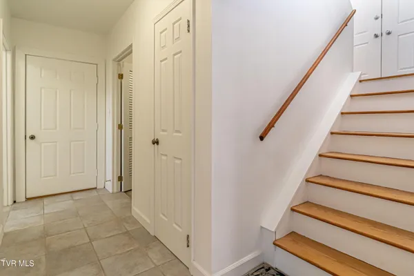 $999,000 | 27363 Fudge Road, Meadowview, VA 24361