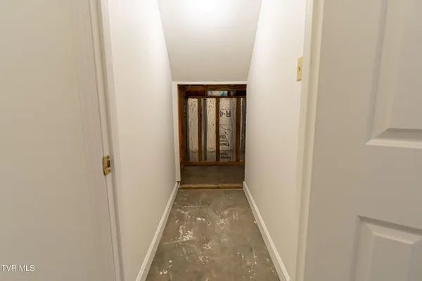 $999,000 | 27363 Fudge Road, Meadowview, VA 24361