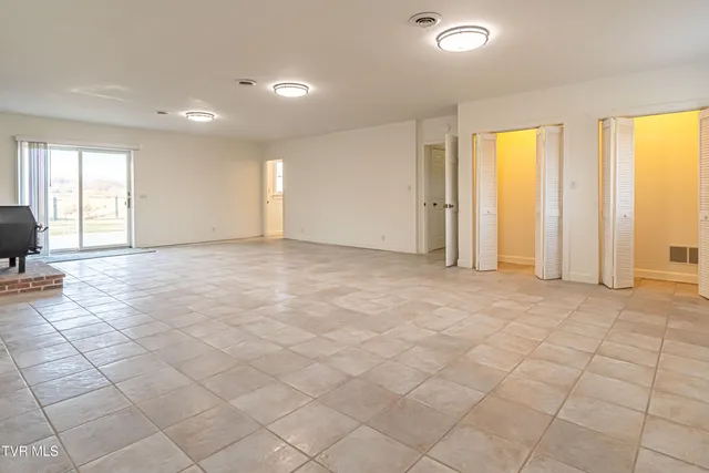 $1,200,000 | 27363 Fudge Road, Meadowview, VA 24361