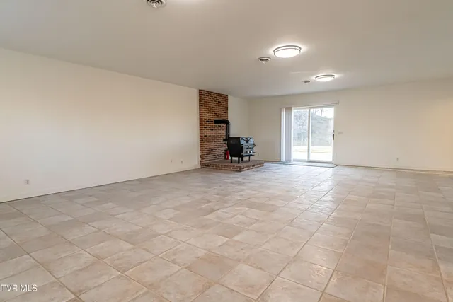 $1,200,000 | 27363 Fudge Road, Meadowview, VA 24361