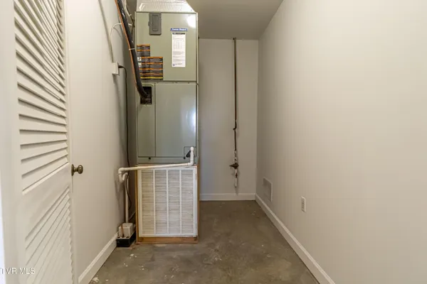 $999,000 | 27363 Fudge Road, Meadowview, VA 24361