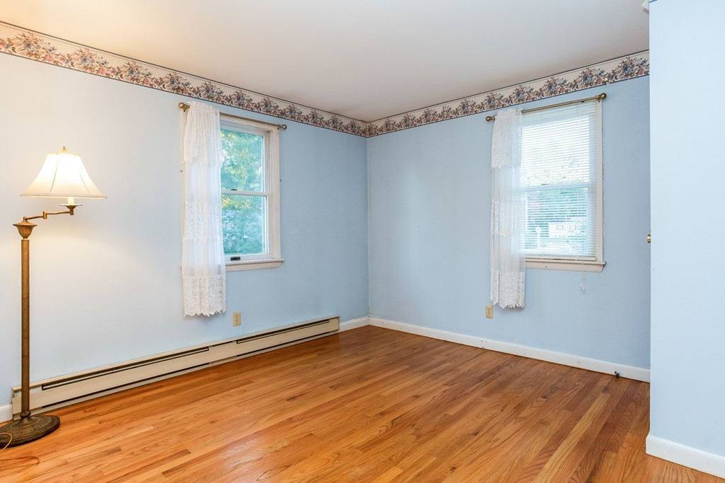 49 Lavender Lane Springfield, MA 01129 - Photo 12 of 30 Gallery Image 12