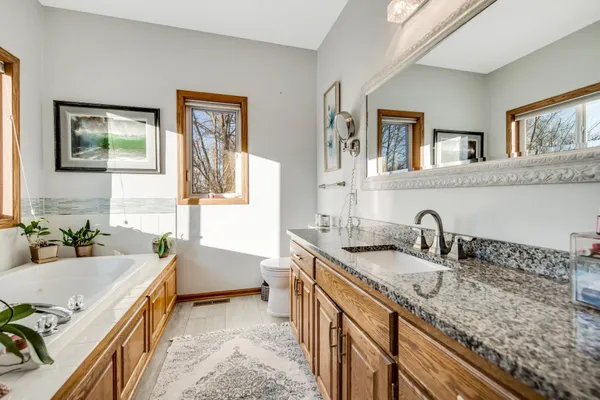 $700,000 | 9336 131st Avenue Southeast, Becker, MN 55308