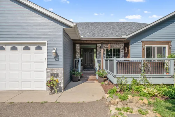 $700,000 | 9336 131st Avenue Southeast, Becker, MN 55308