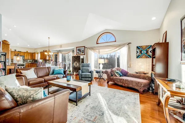 $700,000 | 9336 131st Avenue Southeast, Becker, MN 55308