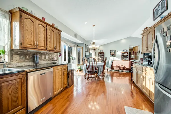 $700,000 | 9336 131st Avenue Southeast, Becker, MN 55308