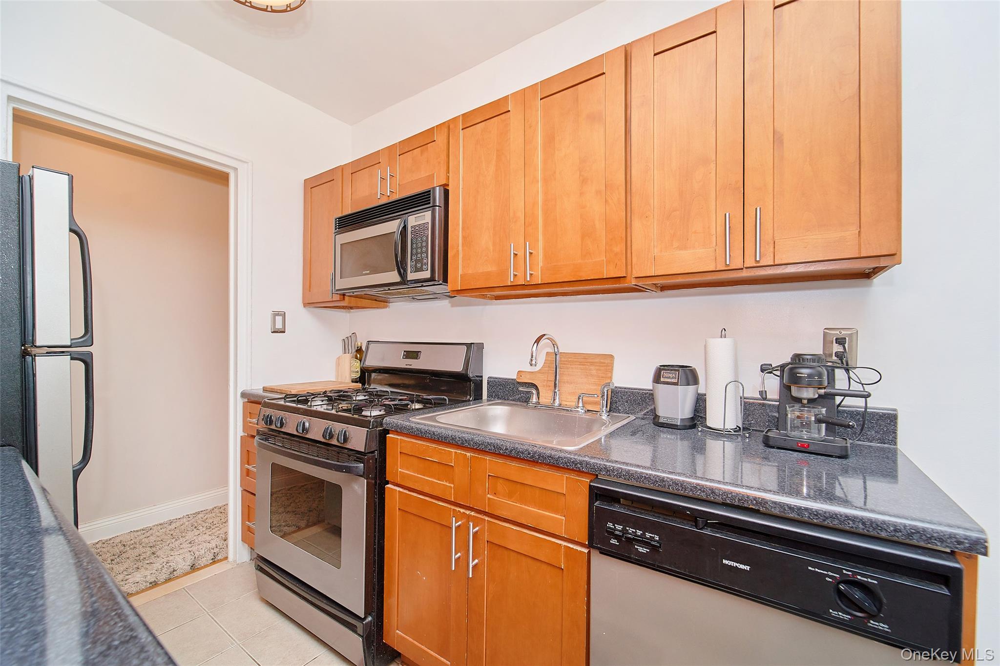 2962 Decatur Avenue, Unit 4D Bronx, NY 10458 - Photo 12 of 21 Gallery Image 12