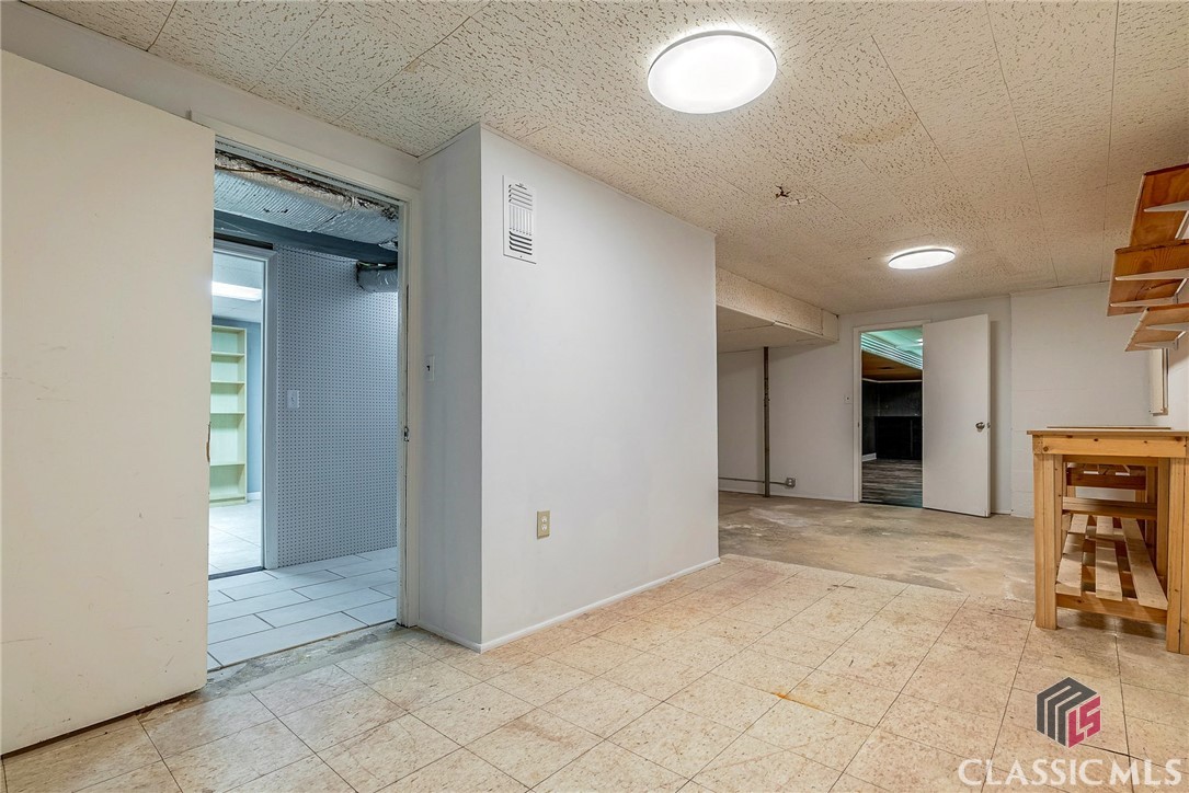 218 Cavalier Road Athens, GA 30606 - Photo 27 of 40