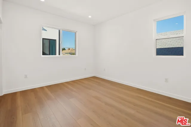 $3,950 | 1731 1/2 South New Hampshire Avenue, Los Angeles, CA 90006