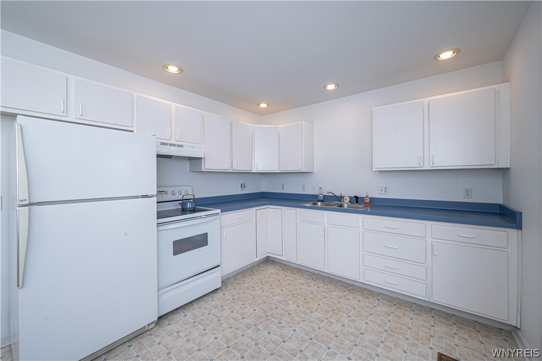7 Queens Guard Walk, Unit 7 Tonawanda, NY 14150 - Photo 8 of 37 Gallery Image 8