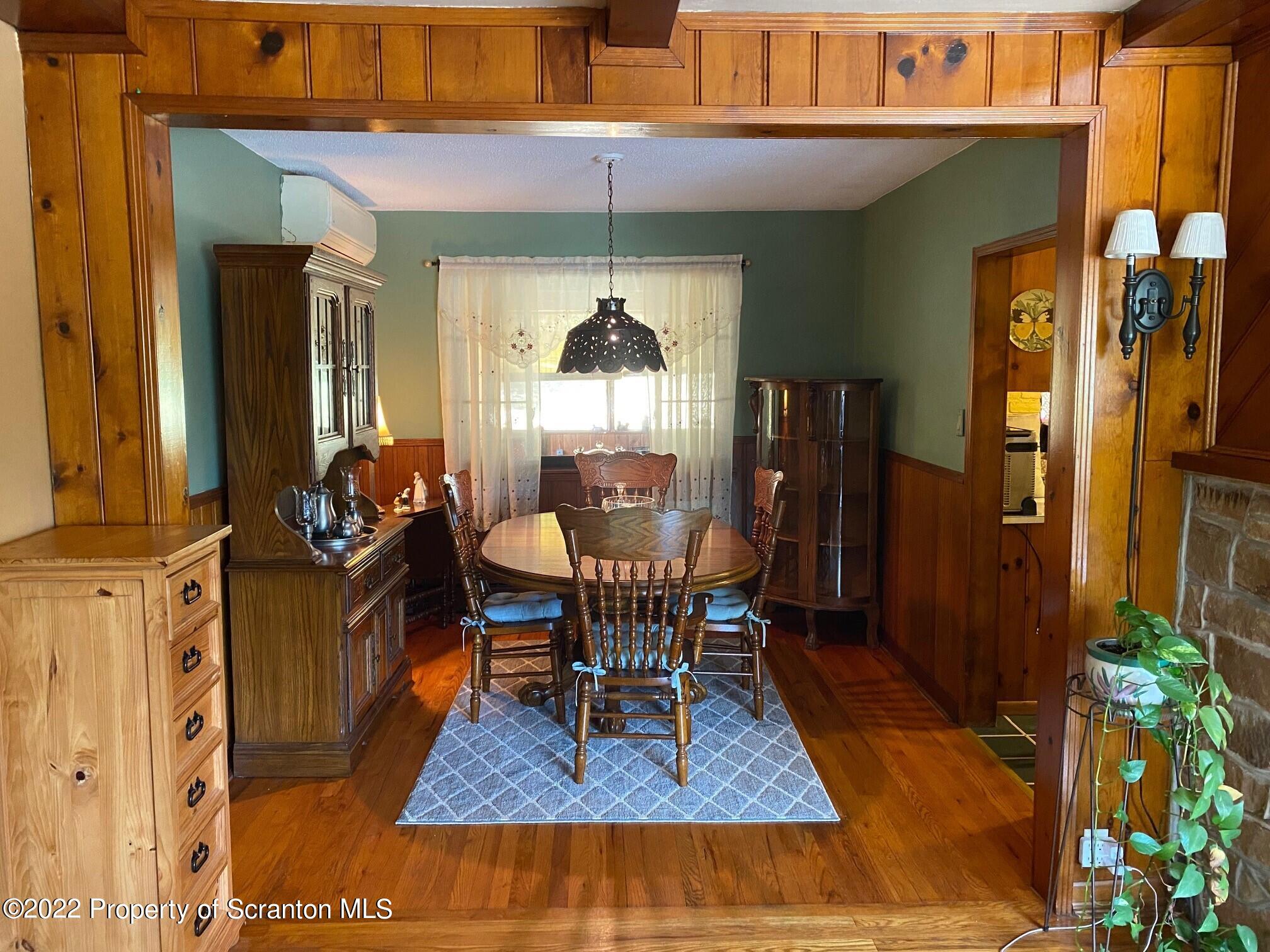 420 South Abington Road Clarks Green, PA 18411 - Photo 12 of 49