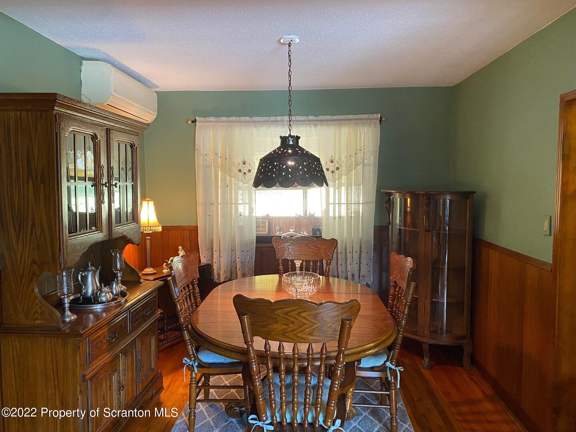 420 South Abington Road Clarks Green, PA 18411 - Photo 13 of 49