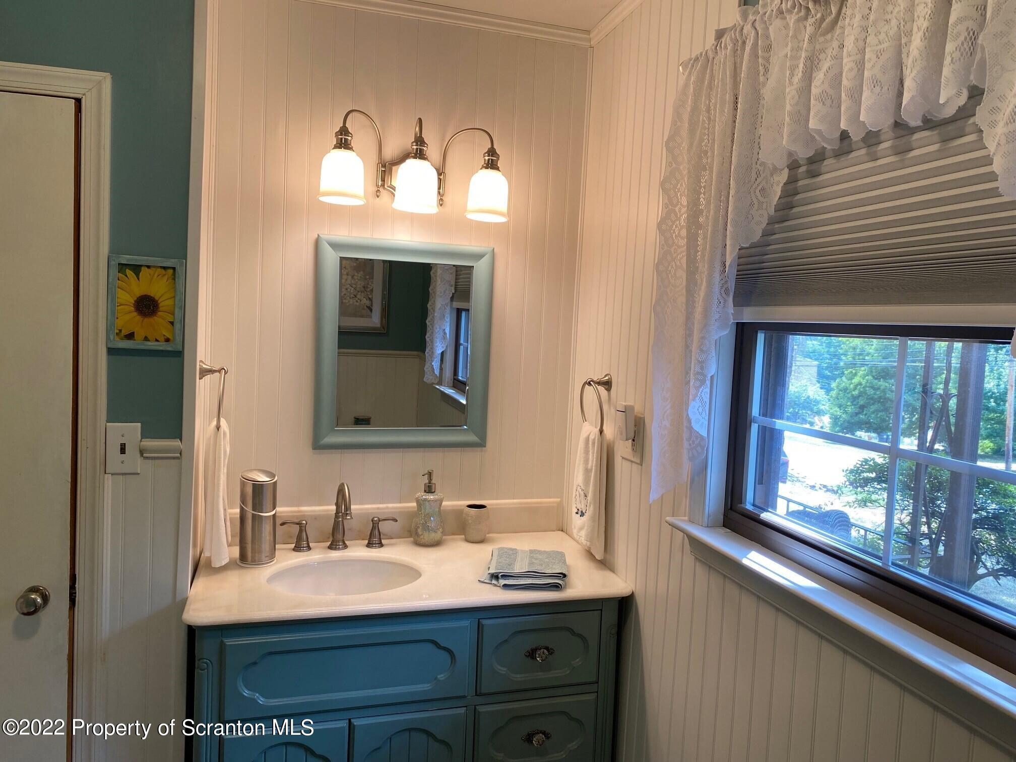 420 South Abington Road Clarks Green, PA 18411 - Photo 22 of 49