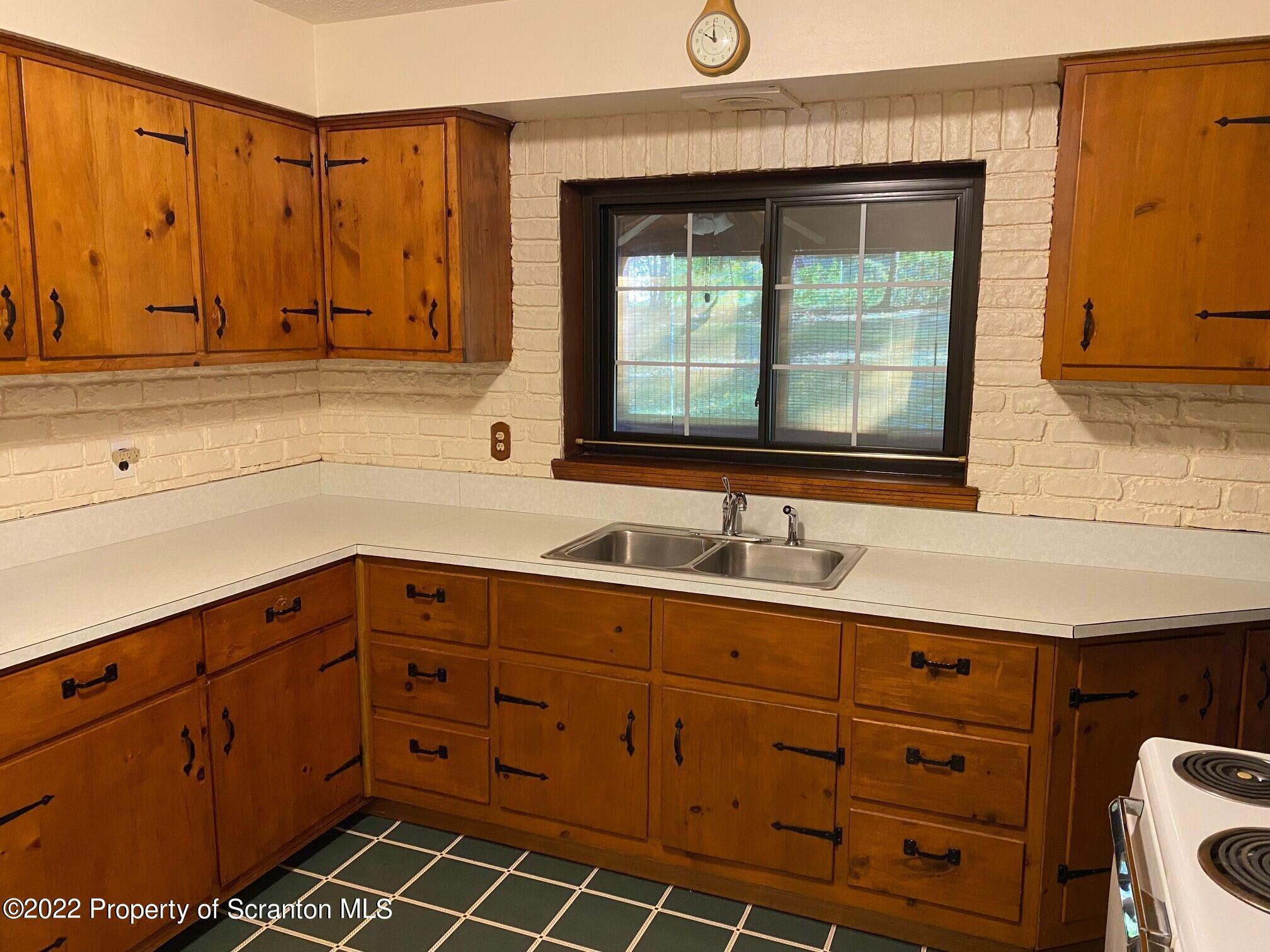 420 South Abington Road Clarks Green, PA 18411 - Photo 31 of 49