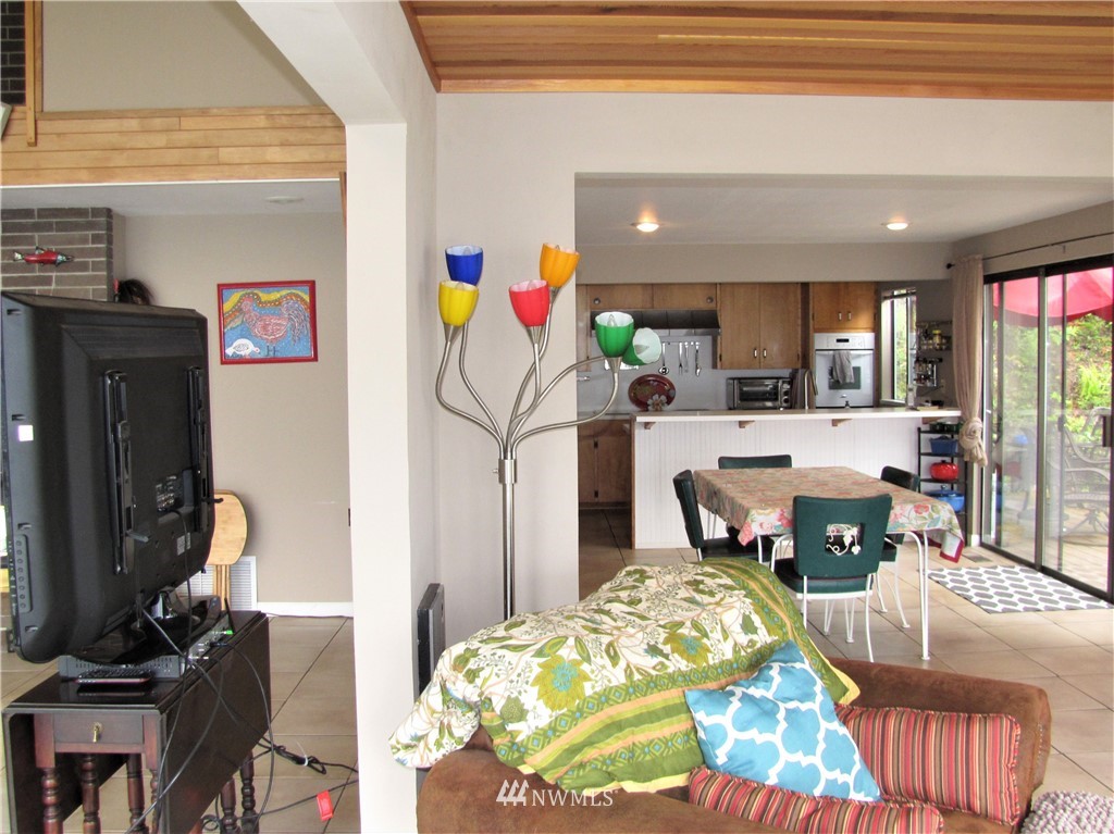 2569 East Beach Road Port Angeles, WA 98363 - Photo 6 of 25 Gallery Image 6