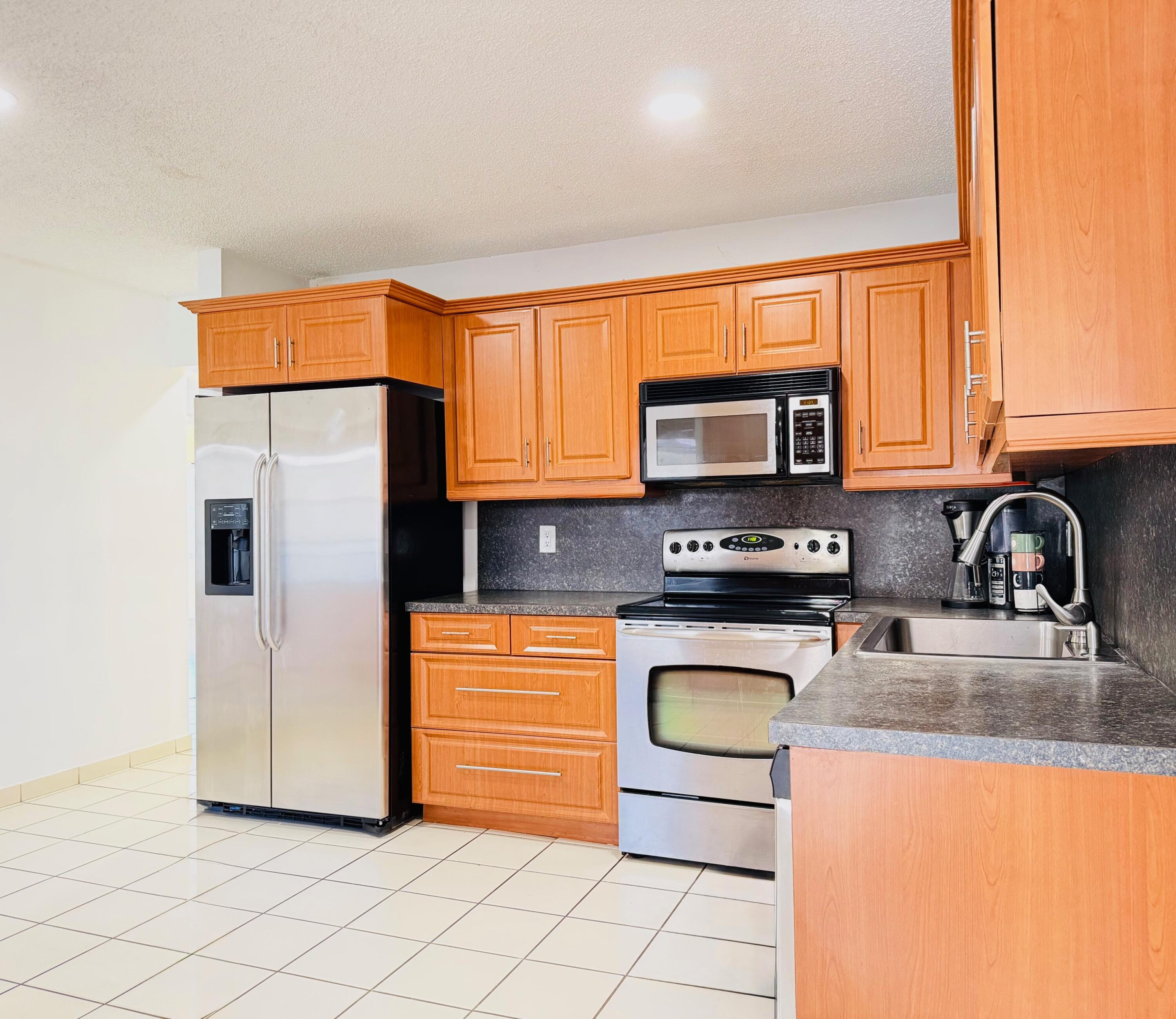 8765 Azalea Court, Unit 204 Tamarac, FL 33321 - Photo 10 of 23 IMG_0288 (2)