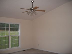 329 McInturff Road Limestone, TN 37681 - Photo 7 of 12 Living Room
