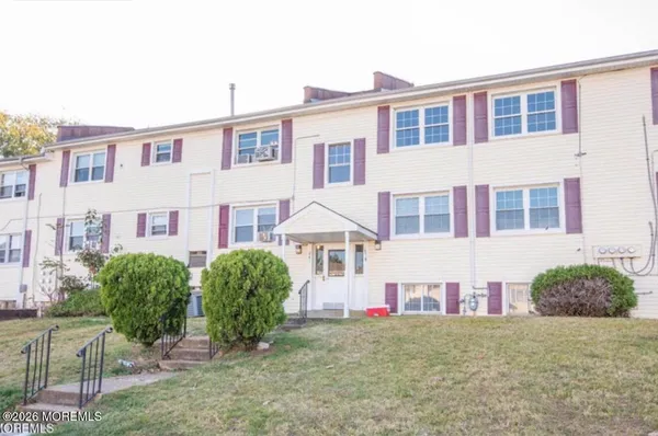 $2,200 | 238 Sawmill Road, Unit 383, Brick, NJ 08724
