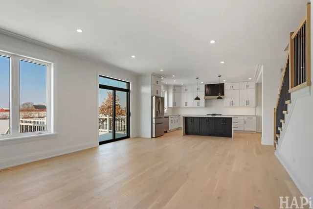 $759,000 | 24010 South Mary Street, Manhattan, IL 60442