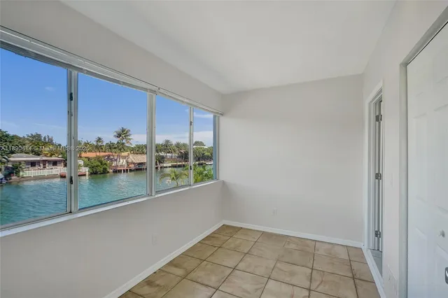 $2,999 | 1945 Calais Drive, Unit 9, Miami Beach, FL 33141