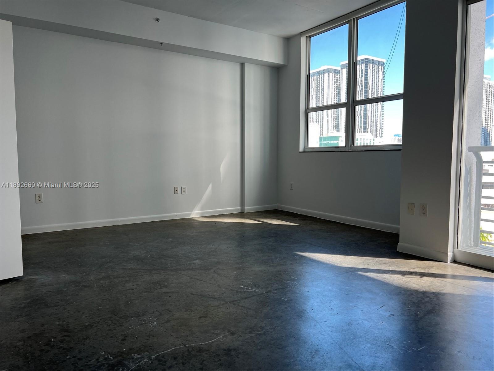 133 Northeast 2nd Avenue, Unit 1205 Miami, FL 33132 - Photo 7 of 8