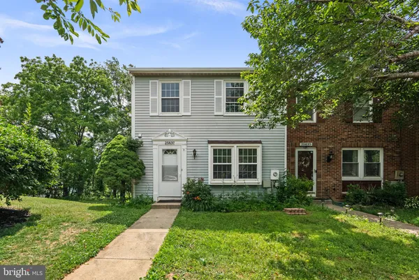 $449,999 | 25637 Coltrane Drive, Damascus, MD 20872